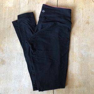 Black reversible leggings